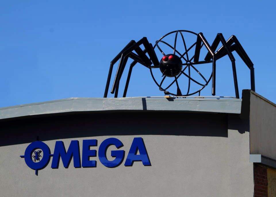 Kevin Durantula - Spider Sculpture near Oakland Coliseum